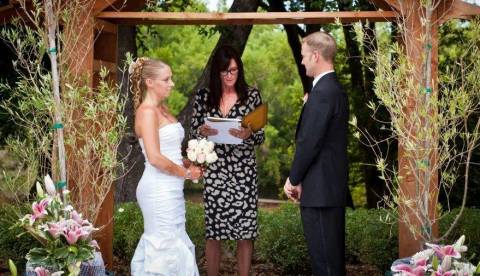 Sonoma Wedding Officiant - Stevi Hanson